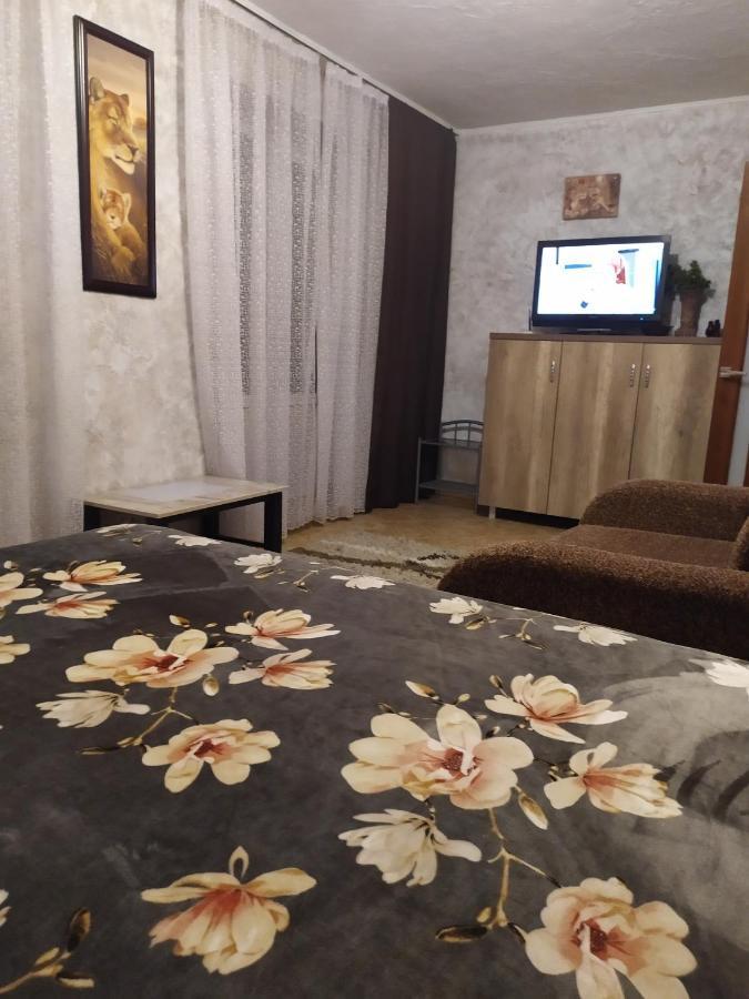 Apartment On Sobornaya 58 Khmelʼnytsʼkyy Exterior foto