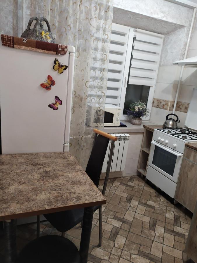 Apartment On Sobornaya 58 Khmelʼnytsʼkyy Exterior foto